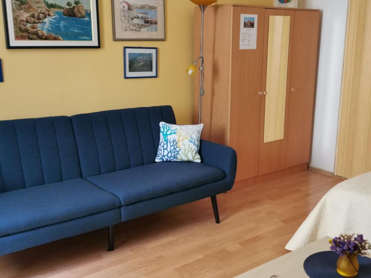 Old Town With Parking Apartment Паг Екстериор снимка