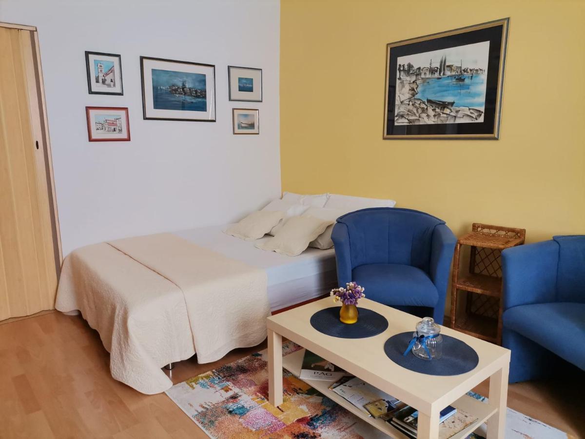 Old Town With Parking Apartment Паг Екстериор снимка