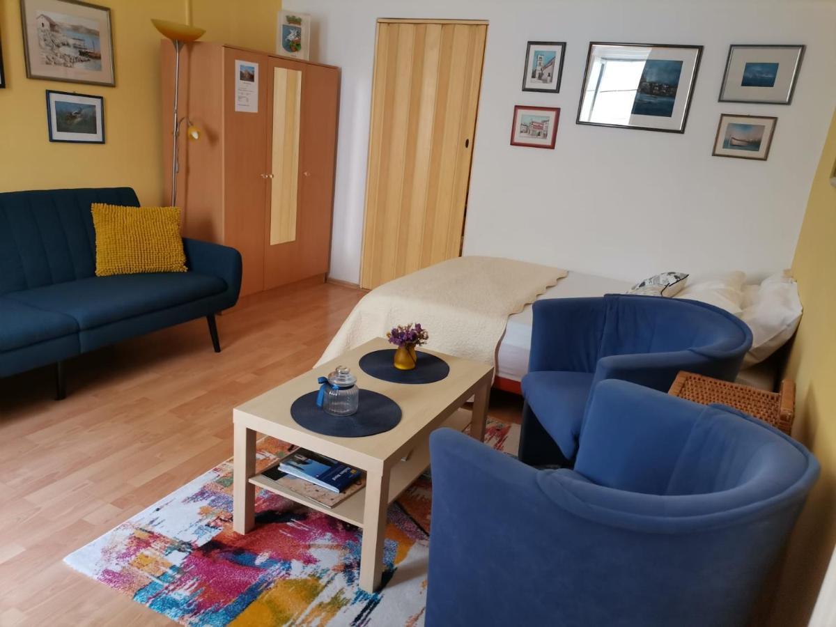 Old Town With Parking Apartment Паг Екстериор снимка