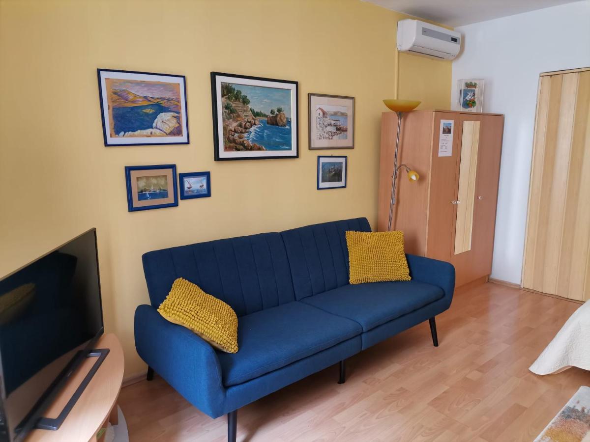 Old Town With Parking Apartment Паг Екстериор снимка