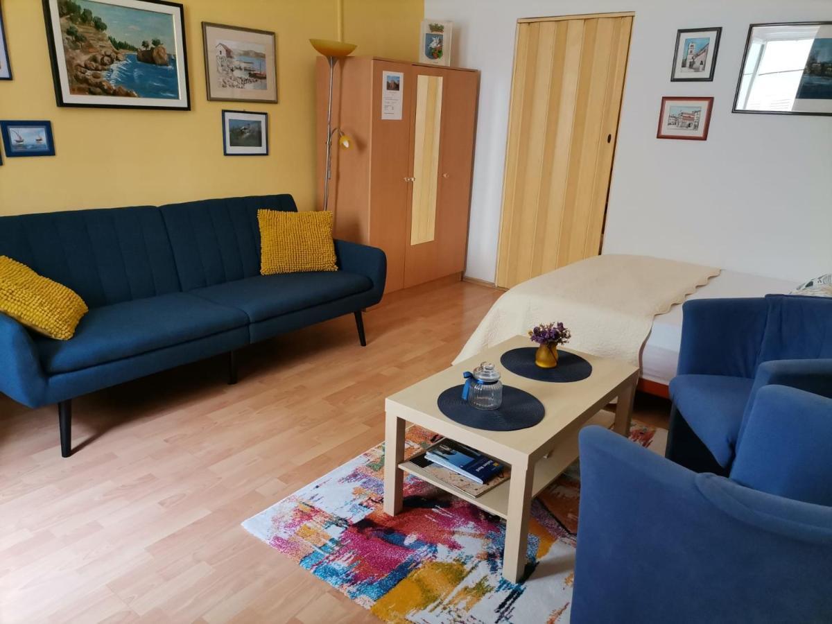 Old Town With Parking Apartment Паг Екстериор снимка