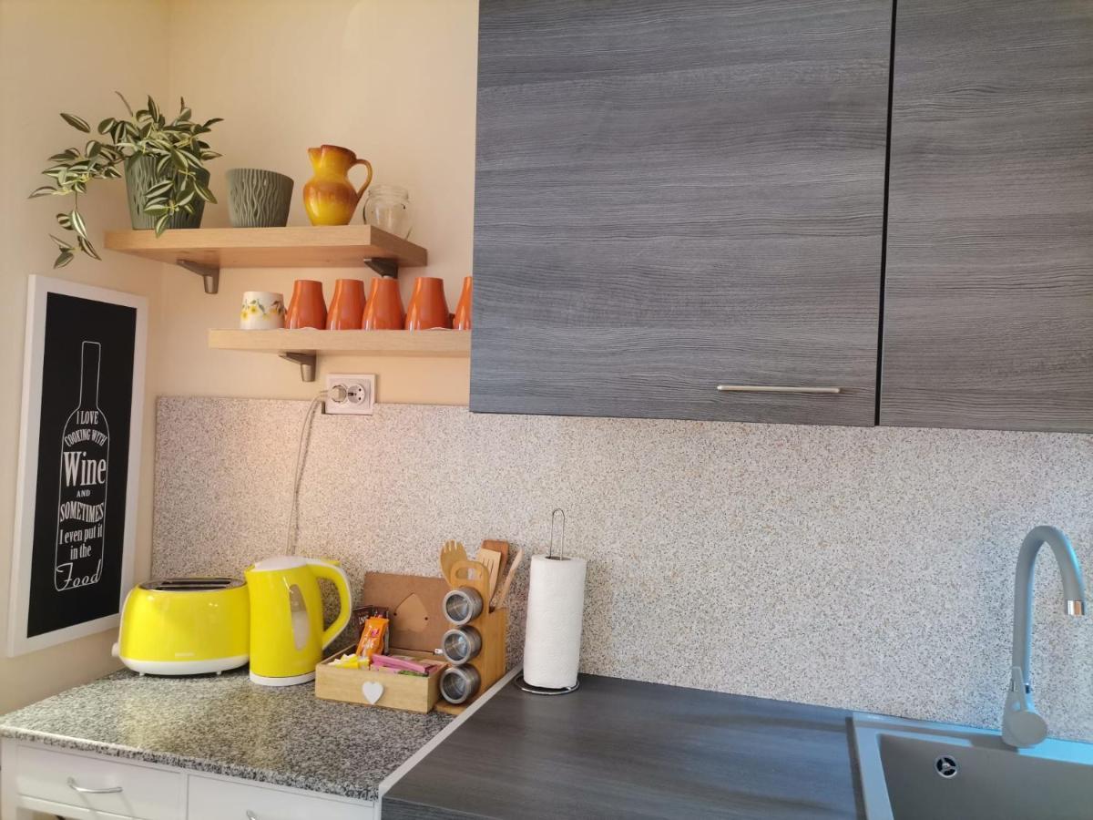 Old Town With Parking Apartment Паг Екстериор снимка